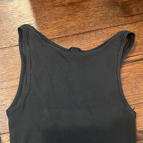 SKIMS WOMEN’S RIBBED CROP TANK TOP, SIZE MEDIUM, BLACK - Picture 5 of 7